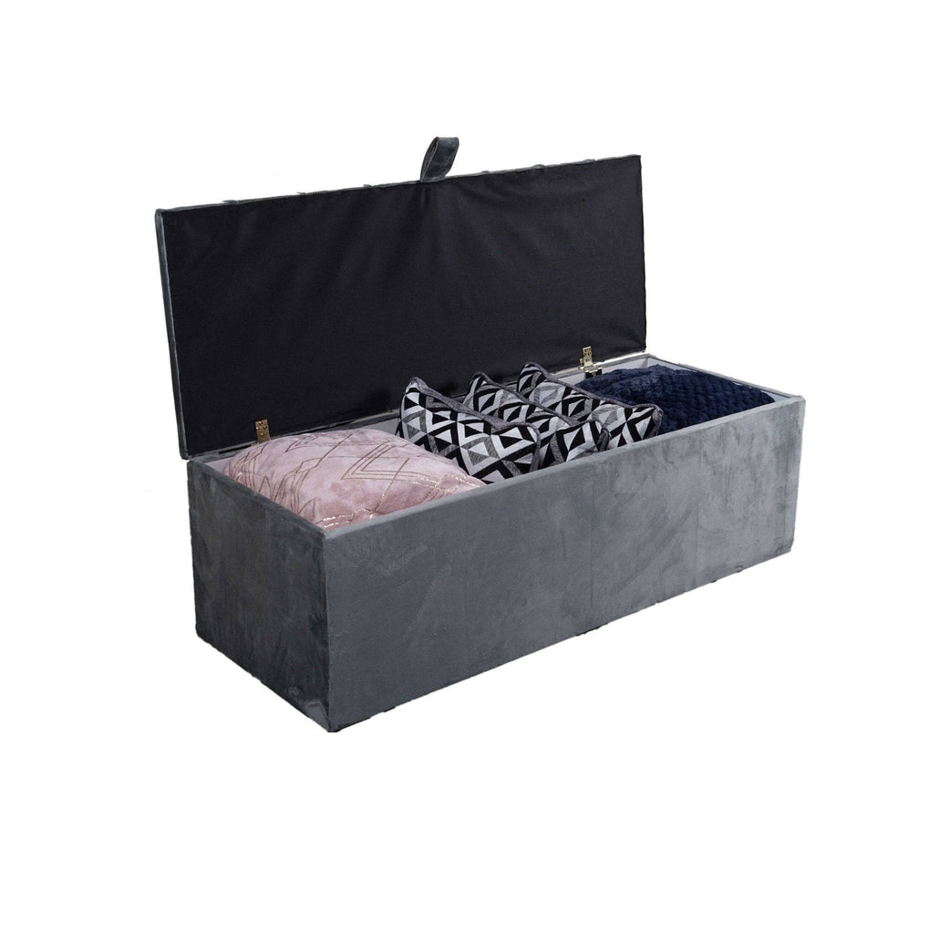 Chesterfield Design Blanket Box - BedHut